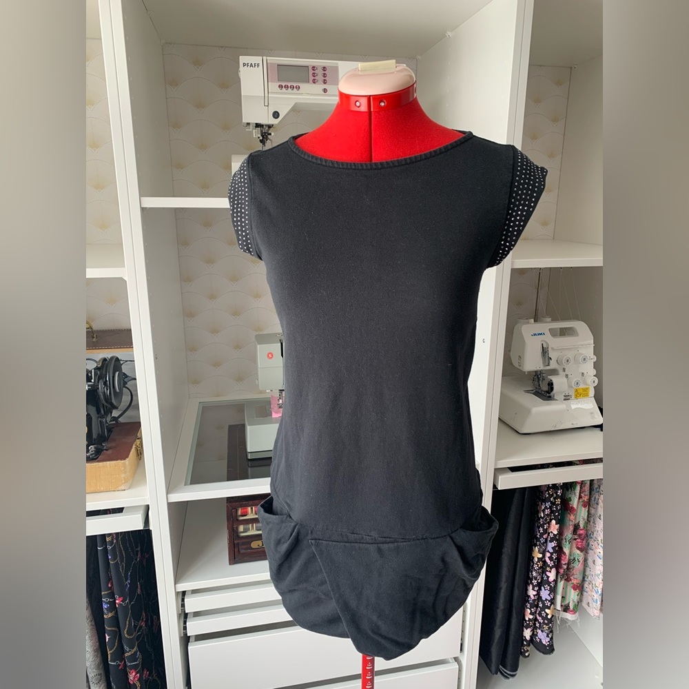 Black cap sleeve studded sweatshirt